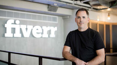 מיכה קאופמן מנכ"ל פייבר fiverr