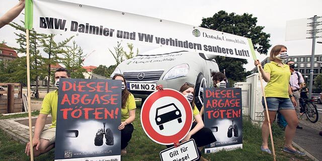 מחאה ציבורית נגד זיהום רכב