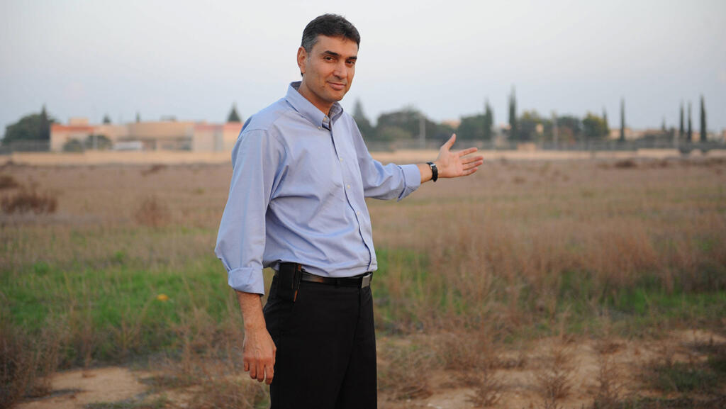 שי חג'ג' ראש המועצה האזורית מרחבים (צילום: ישראל יוסף) שי חג'ג' ראש המועצה האזורית מרחבים ויו"ר מרכז המועצות האזוריות