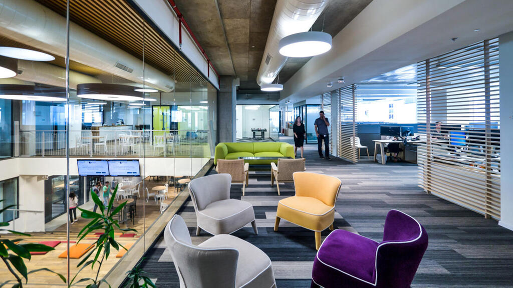 משרדי פריון נטוורק ב חולון 