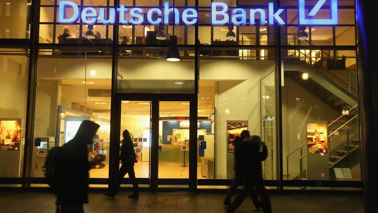 דויטשה בנק סניף ברלין גרמניה 
