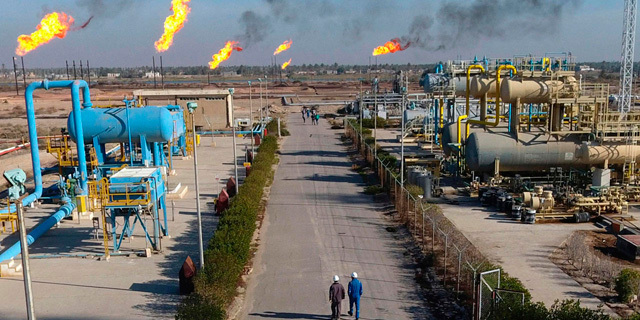שדה נפט בדרום עיראק שבו פעילה אקסון מוביל, צילום: איי פי