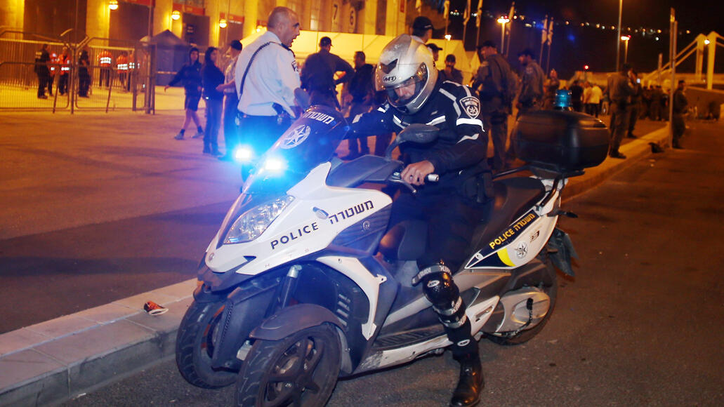 קטנוע קטנועים אופנוע משטרתי שוטר שוטרים משטרה