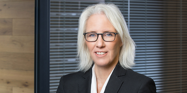 עו"ד שרון לובצקי הס דן אנד ברדסטריט