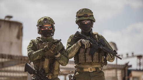 Armed IDF soliders 