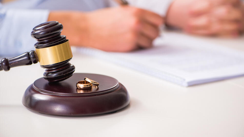 גירושים גירושין בגידה בית משפט