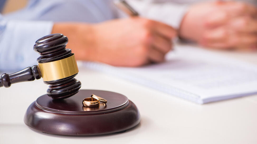 גירושים גירושין בגידה בית משפט