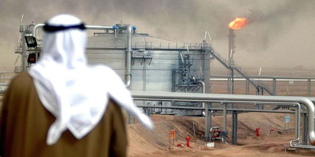 שדה נפט בסעודיה