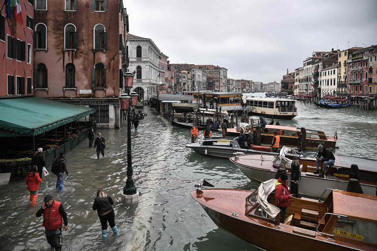 ונציה תמנע עגינת ספינות נוסעים בתחומה