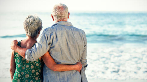 בת הזוג נבחרה ליו"ר ועד הבית, הוכרה כידועה בציבור - ותקבל פנסיה לכל החיים