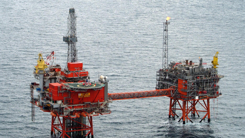 קידוח שדלק רכשה באמצעות איתקה מחברת שברון.