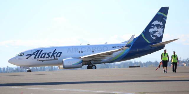 בואינג 737 מטען של חברת אלסקה שהוסב על ידי התעשייה האווירית תע"א
