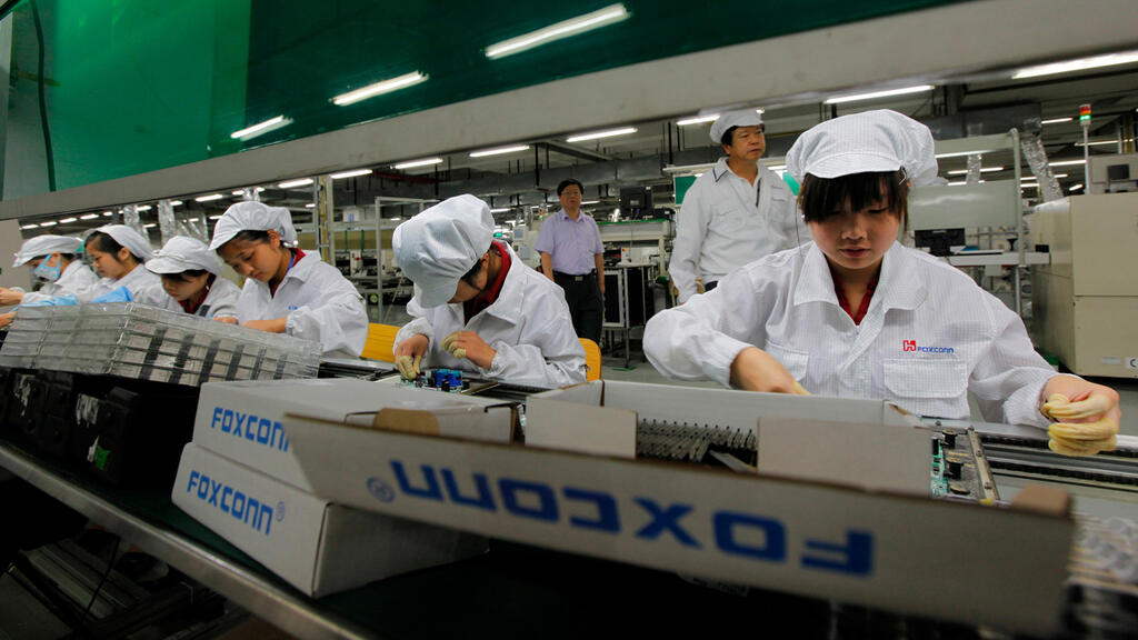 פוקסקון פועלת להוציא את הייצור מסין: תקים מפעל בהודו בהשקעה של 700 מיליון דולר