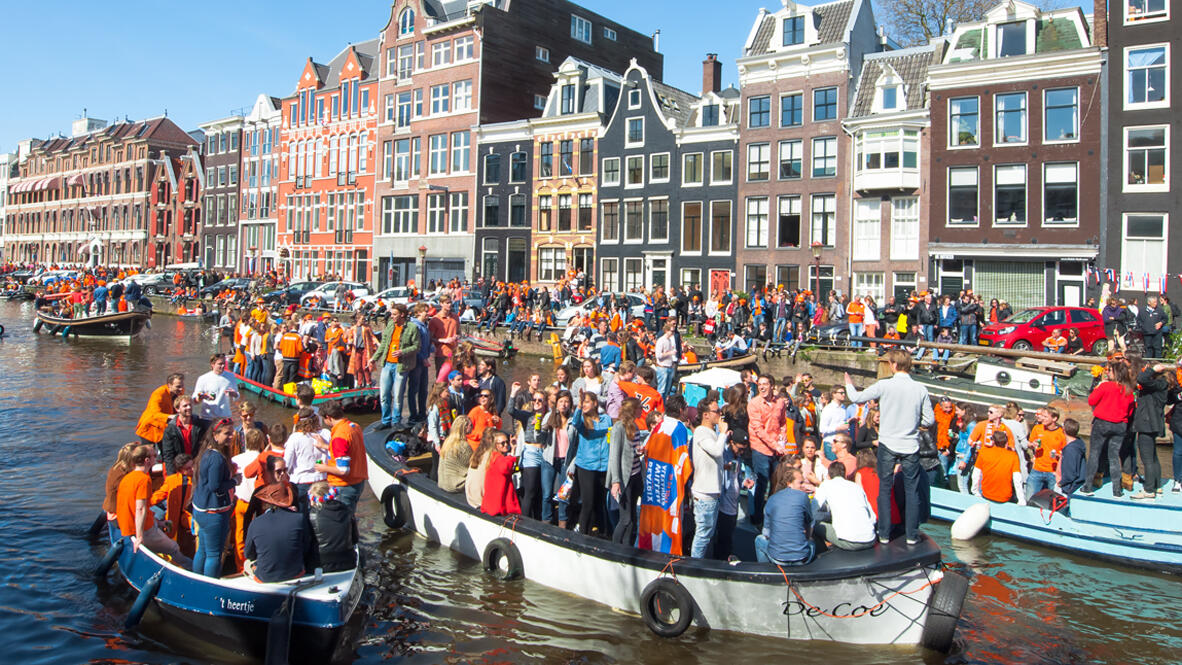 פוטו אתרים באירופה תיירותיים מדי אמסטרדם