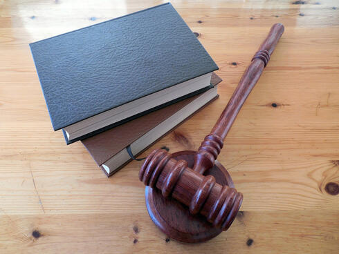 פטיש בית משפט בית דין , קרדיט: pixabay