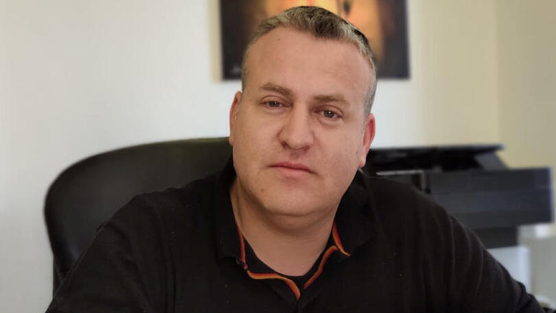עו"ד אלעזר במברגר יועמ"ש משרד הבינוי והשיכון