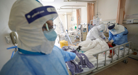 קורנה חולה ב בית חולים מחוז חוביי  Hubei province