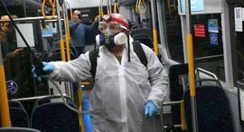 קורונה וירוס חיטוי באוטובוס של חברת דן תחבורה ציבורית