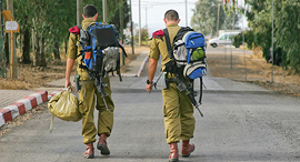 חיילים חוזרים חופשה צה"ל קורונה