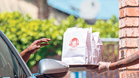 סניף דרייב אין של וונדי'ס בקליפורניה