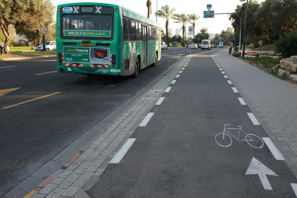 שביל אופניים שבילי אופניים דרך נמיר תל אביב