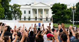 מהומות ג'ורג' פלויד מול הבית הלבן ארה"ב