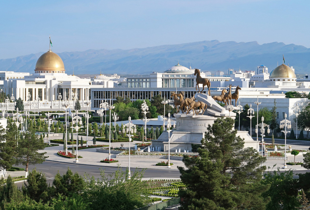 אשגבאט Ashgabat בירת טורקמניסטן