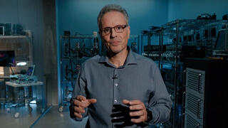 ג'וני סרוג'י WWDC2020 אפל