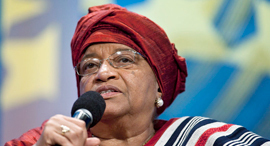 אלן ג'ונסון סירליף נשיאת ליבריה לשעבר וכלת פרס נובל לשלום 