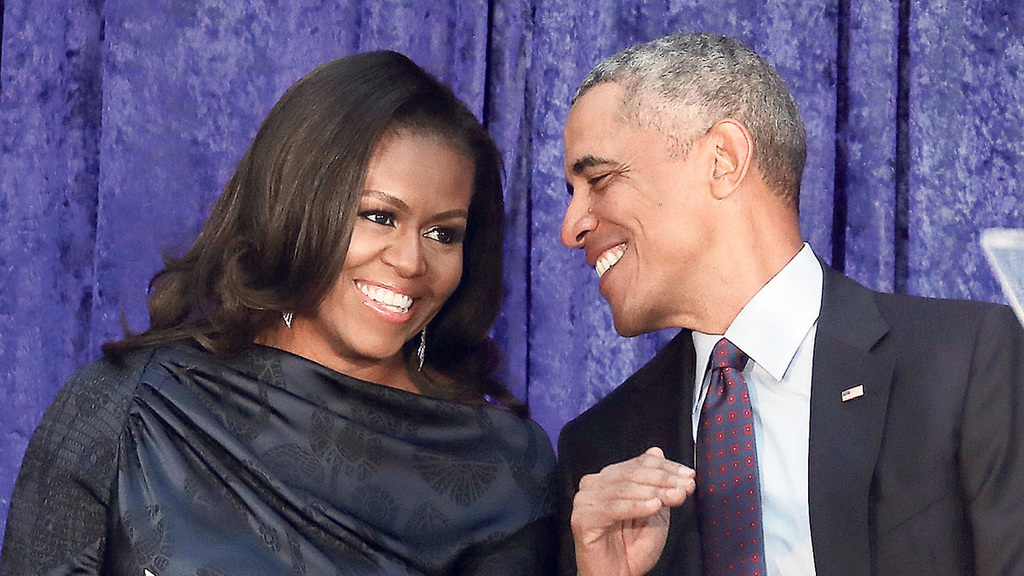 פנאי ברק אובמה ואשתו מישל אובמה