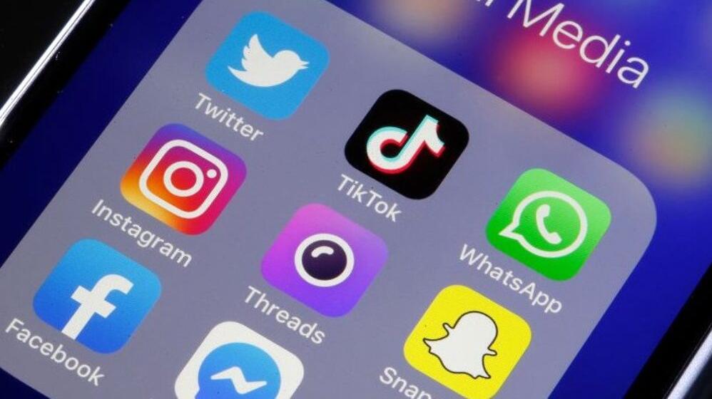 רשתות חברתיות רשת חברתית טוויטר טיקטוק אינסטגרם פייסבוק סנאפצ'ט ווטסאפ 