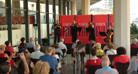 התזמורת הפילהרמונית הישראלית קונצרט קורונה במרפסת של היכל התרבות ב תל אביב
