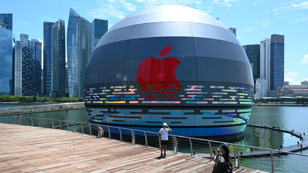 עיצוב החנות החדשה של אפל בסינגפור