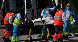 קורונה מדריד פינוי חולה לבית חולים 2.9.20