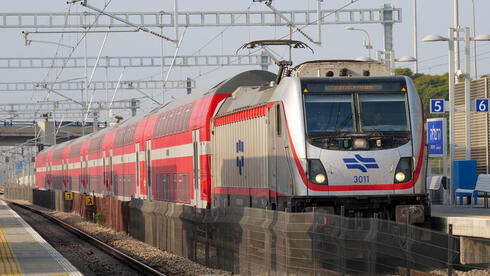 סוכנות S&P מורידה את תחזית הדירוג לרכבת, נתג"ז ונמל אשדוד