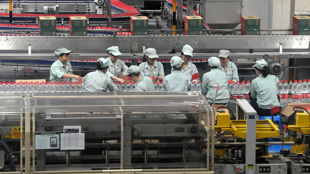 מפעל נונגפו במחוז ז'ג'יאנג סין