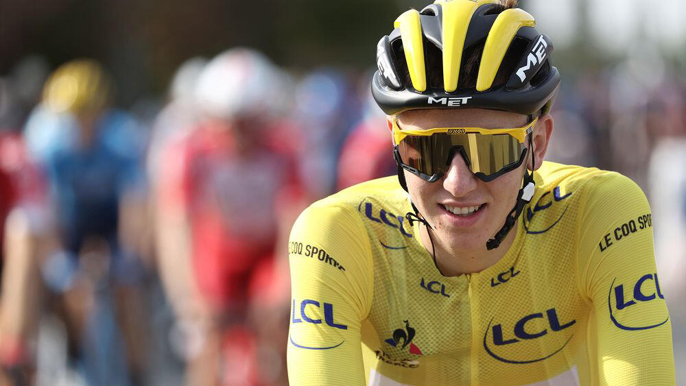 מנצח טור דה פראנס טאדיי פוגצ'אר נבחרת האמירויות