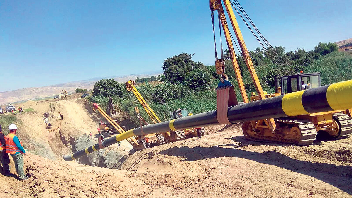 הנחת צינור גז טבעי