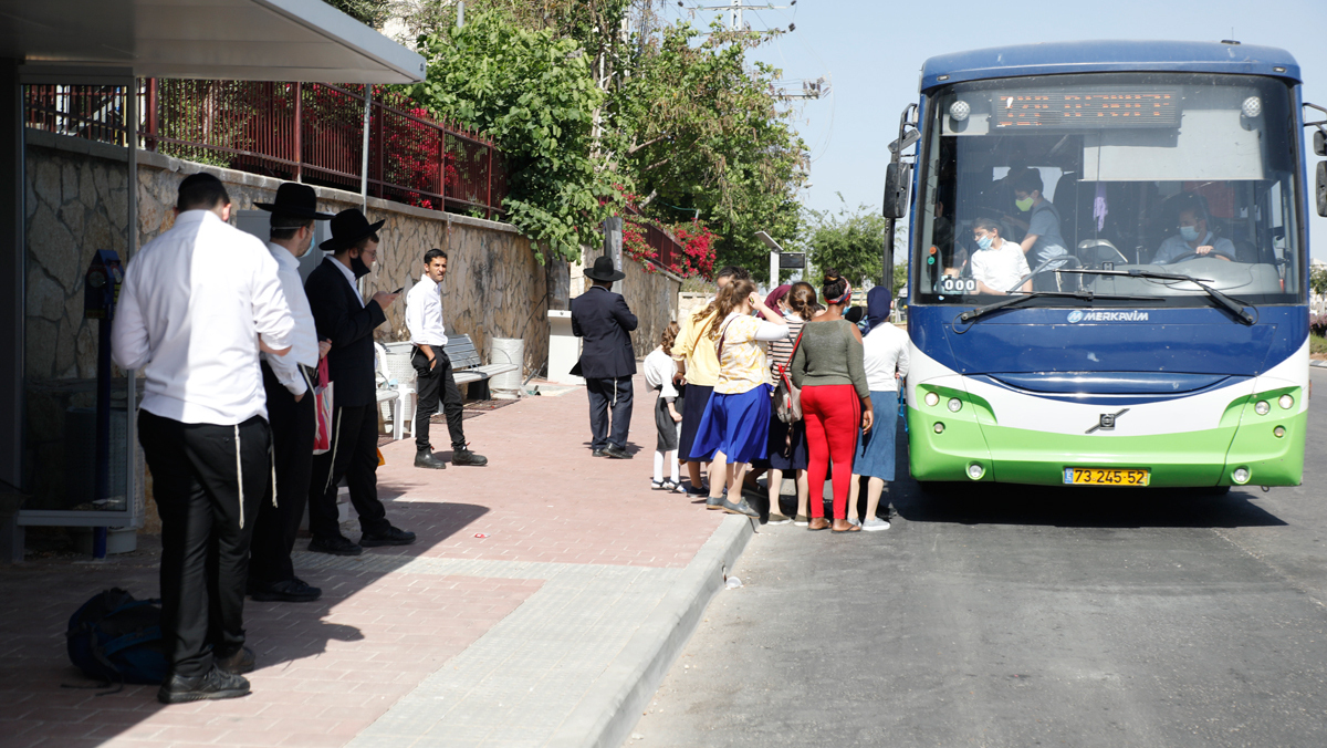 צפיפות תחבורה ציבורית קורונה מודיעין עילית