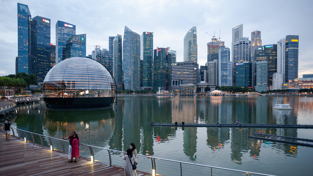 סינגפור חנות צפה אפל 