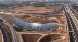 הדמיה של לוחות סולאריים ב מחלף על כביש 531 אנרגיה סולארית נתיבי ישראל מוציאה מכרז ל מתקנים סולאריי
