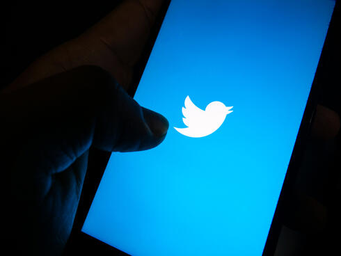 מניית טוויטר עולה בטרום למרות התוצאות המאכזבות Twitter, Credit: Shutterstock