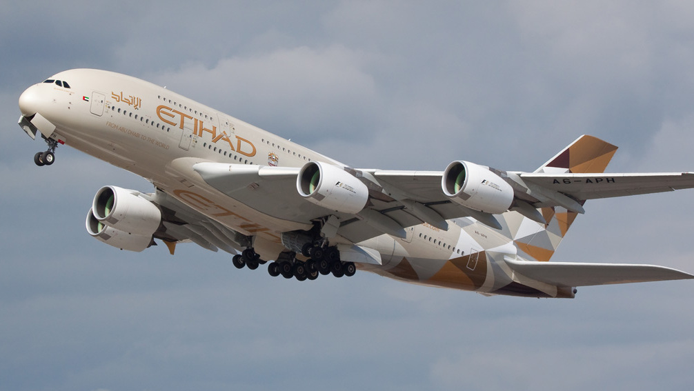 מטוס איתיחאד חברת התעופה של אבו דאבי Etihad Airways