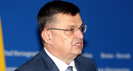 ראש ממשלת בוסניה זוראן טגלטיה