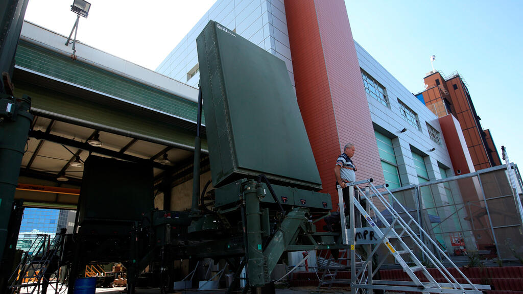 מפעל אלתא באשדוד (צילום: צפריר אביוב) רדאר מערכת כיפת ברזל ב מפעל אלתא ב אשדוד