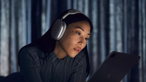 מה מחפשת אפל בחברה מסתורית וללא הכנסות מישראל