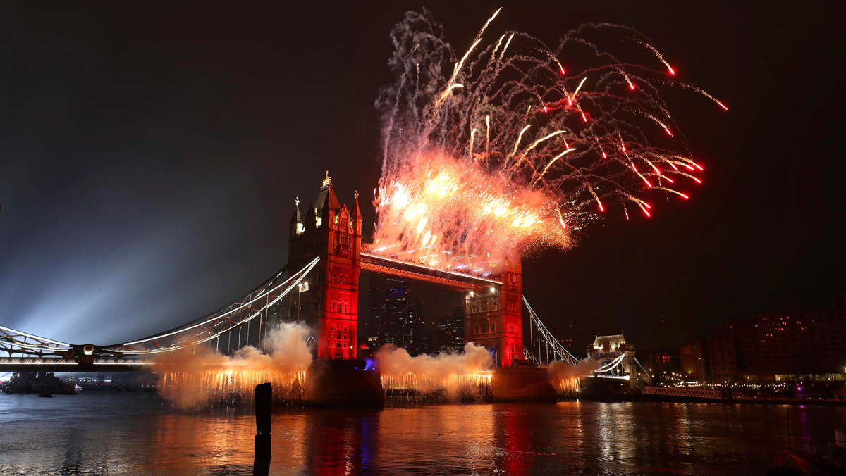 חגיגות השנה החדשה 2021 ב לונדון בריטניה