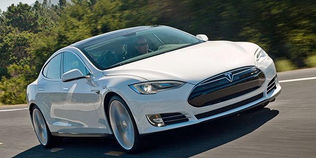 רכב טסלה מודל S