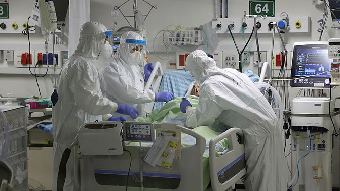 צוות רפואי מחלקת קורונה בית חולים בלינסון עומס