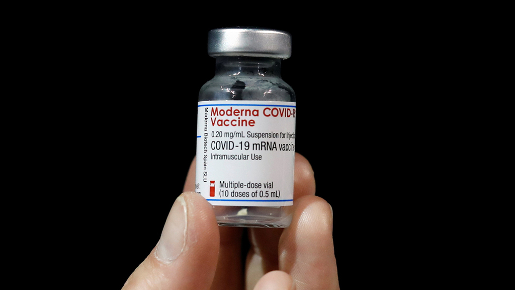 מודרנה בקבוק חיסון קורונה Covid 19